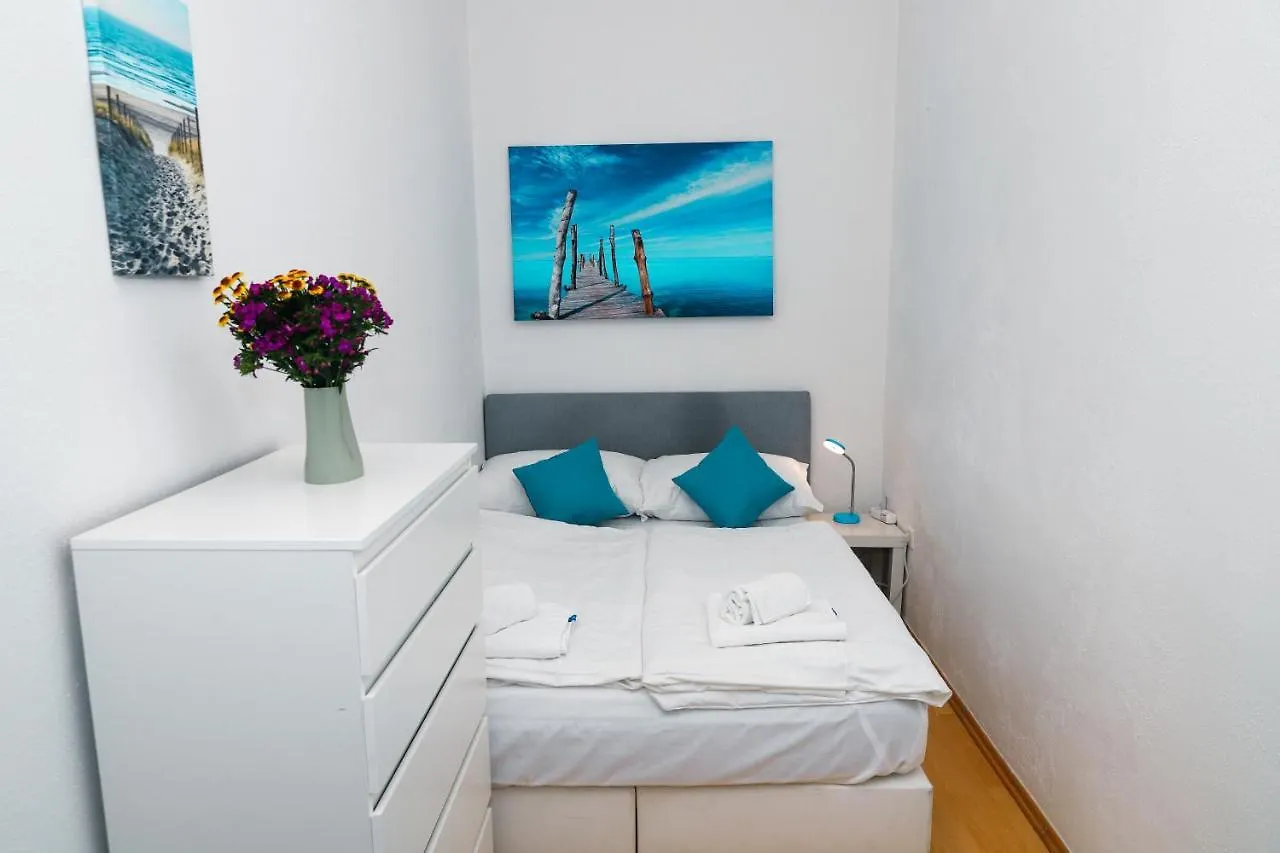 Ruhiges Terrassen Apartment Vienna