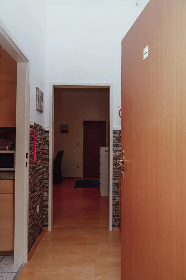 Ruhiges Terrassen Apartment Vienna