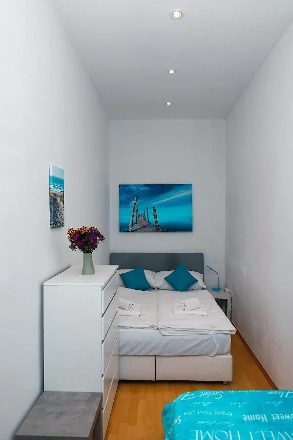 Ruhiges Terrassen Apartment Vienna Austria